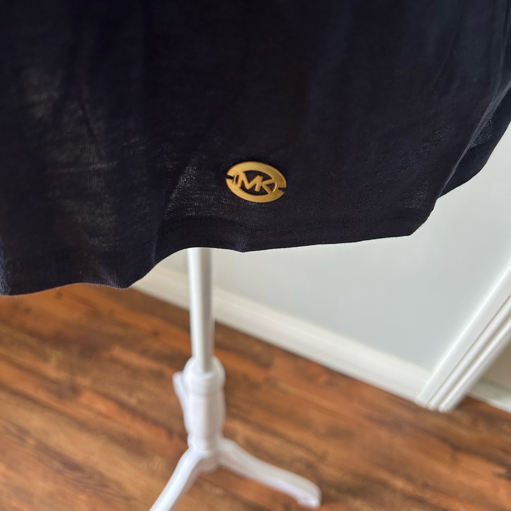 NWT, Michael Kors top. - Picture 6 of 7